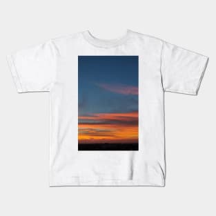 streaked sky Kids T-Shirt